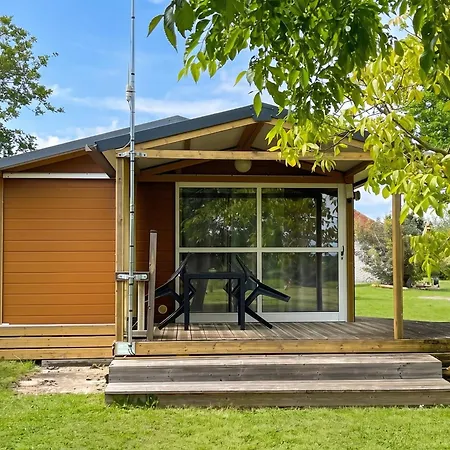 Accueillant A - 25 M² Avec Piscine Horská chata Chazemais